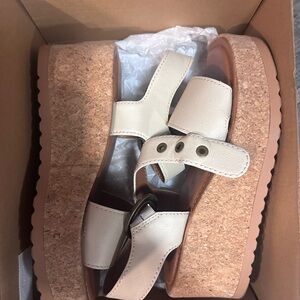 Zodiac Cream Wedges with Chunky Sole